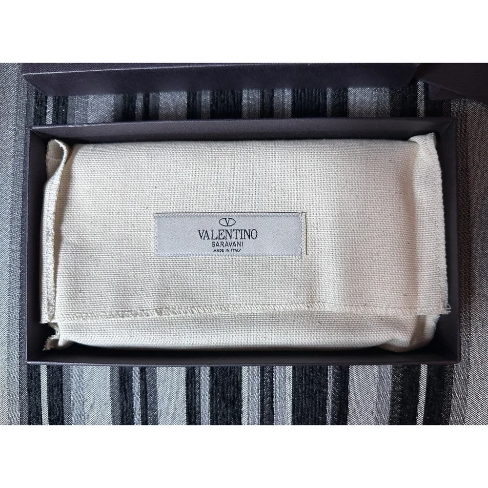 Valentino lots life